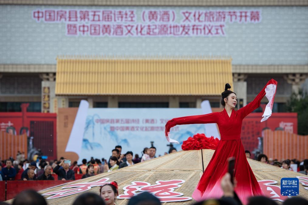 img/9f838f6b87425b59a5982b3544b4885c.jpeg